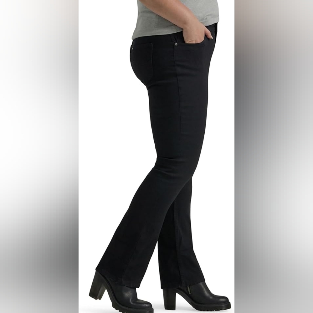Lee Jeans Bootcut Mid Rise Legendary Style Regular Fit Black Stretch Denim NWT